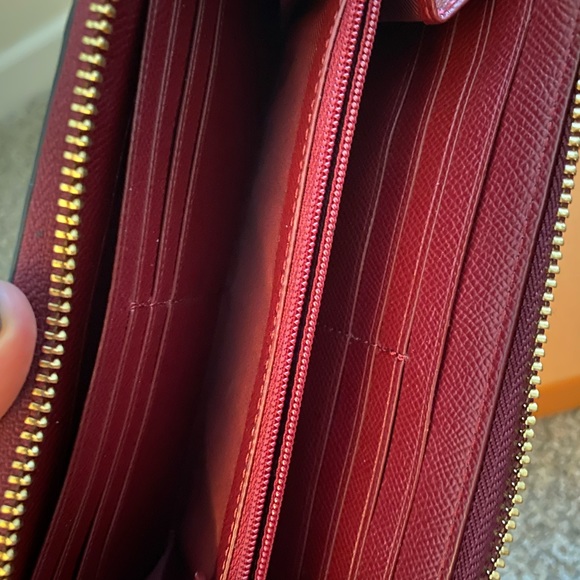 Coach Wallet - Picture 3 of 3